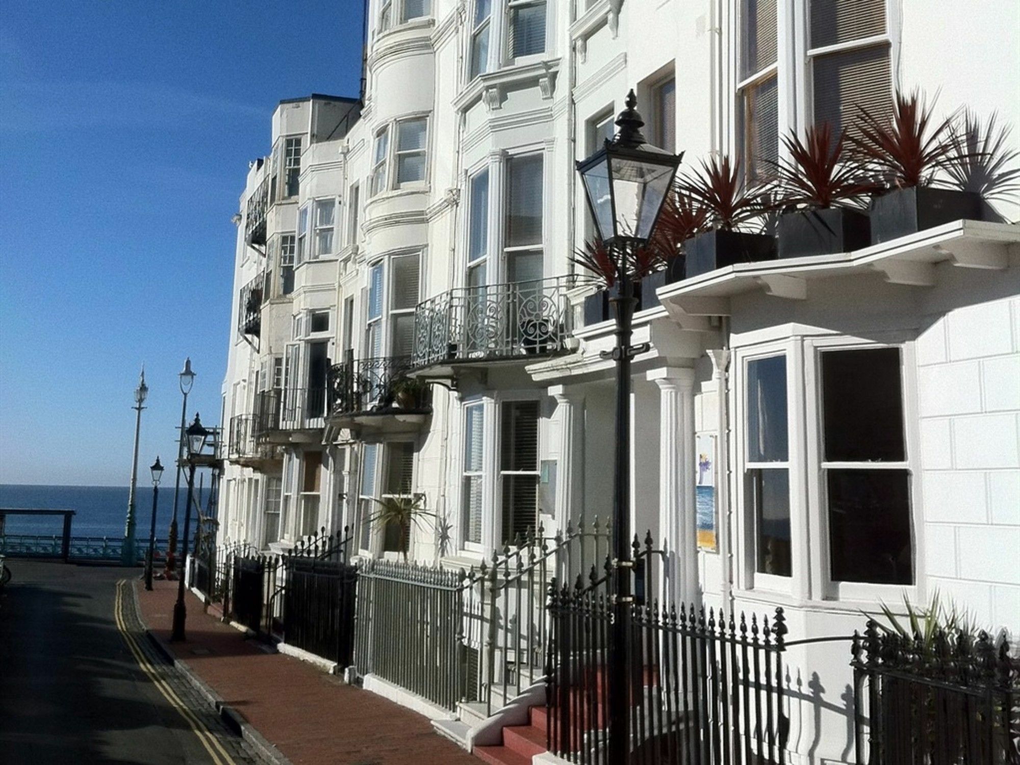 Five Hotel Brighton Exterior photo